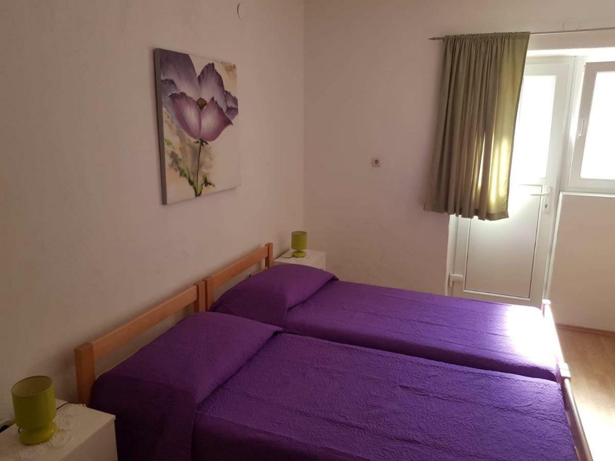 Apartment Ante