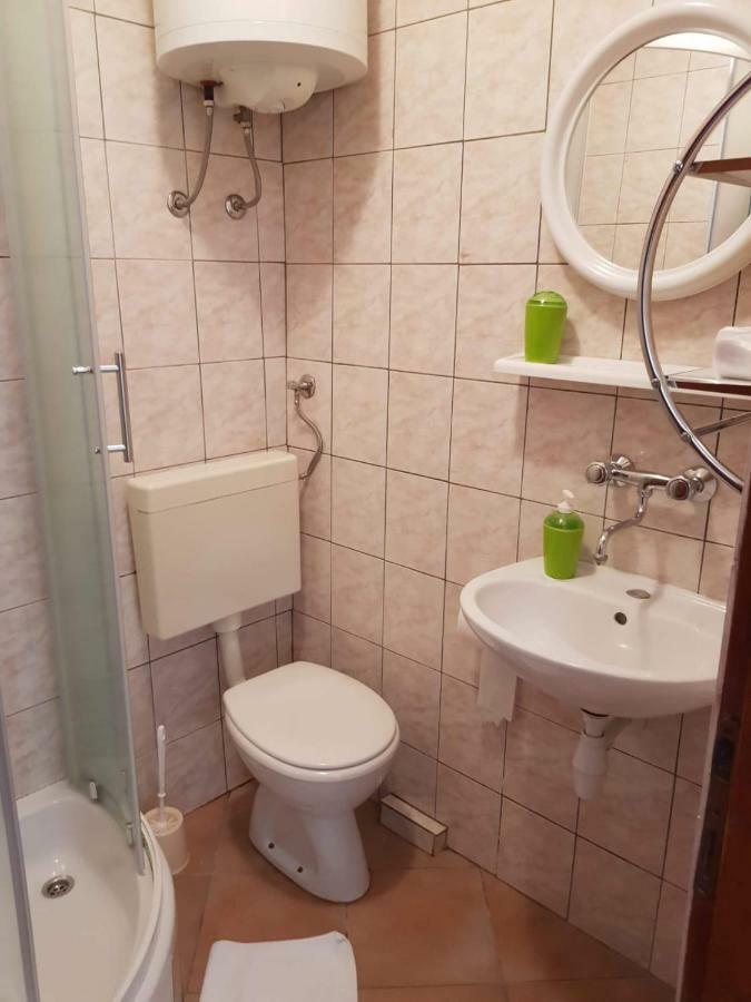 Ante Apartment Kastela